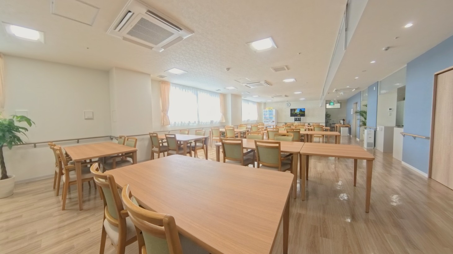 【動画あり】リガール成田の食堂