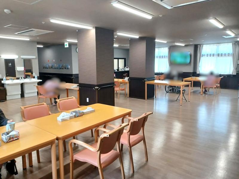 レストコート生駒の食堂