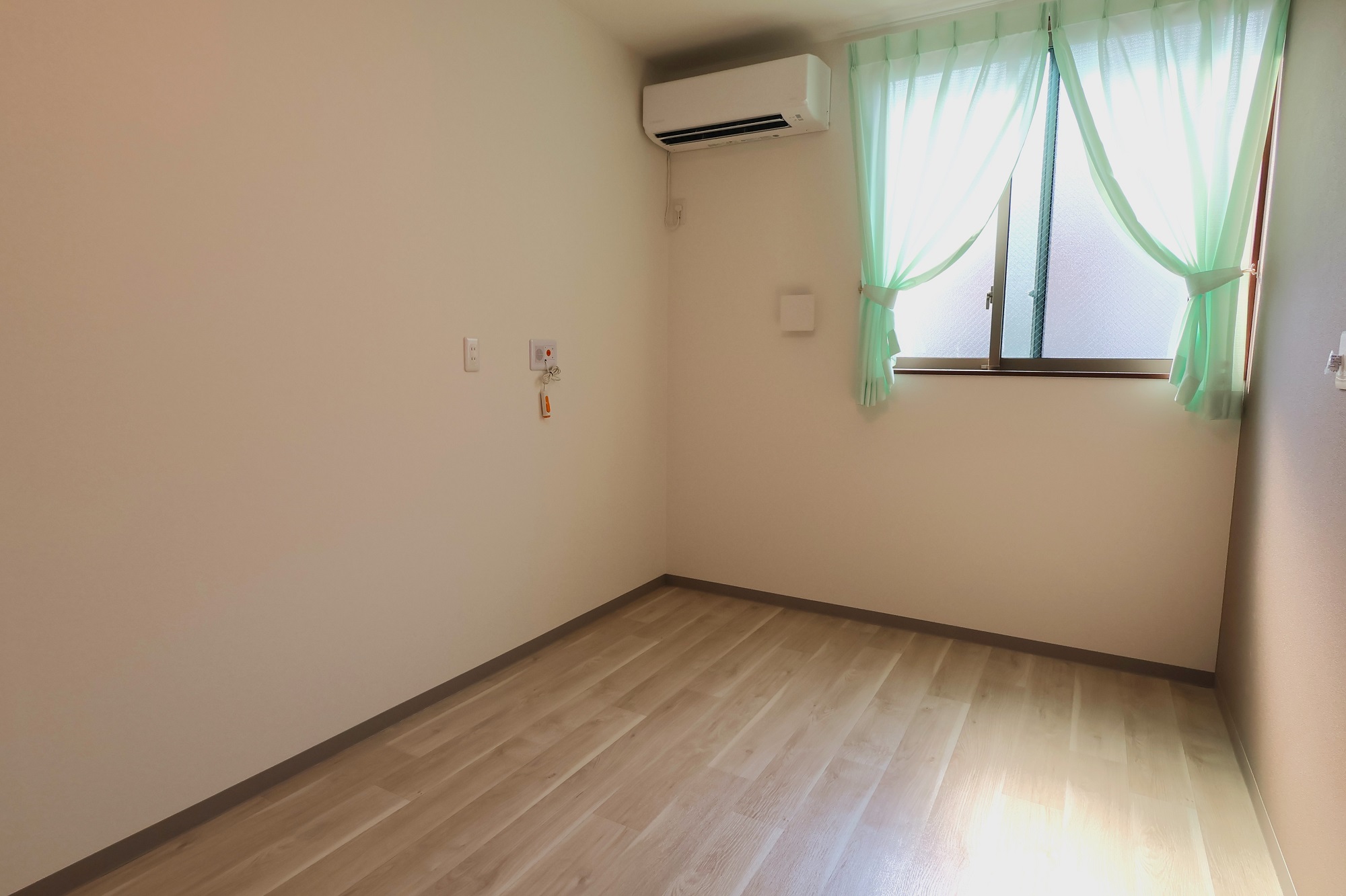 アルク寝屋川の居室