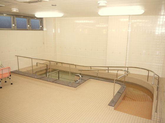 ベストライフ布施の大浴場
