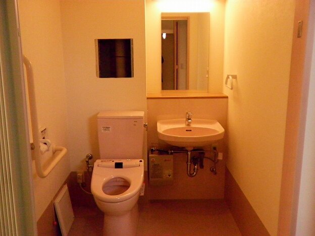エバーライフ香芝の共用トイレ