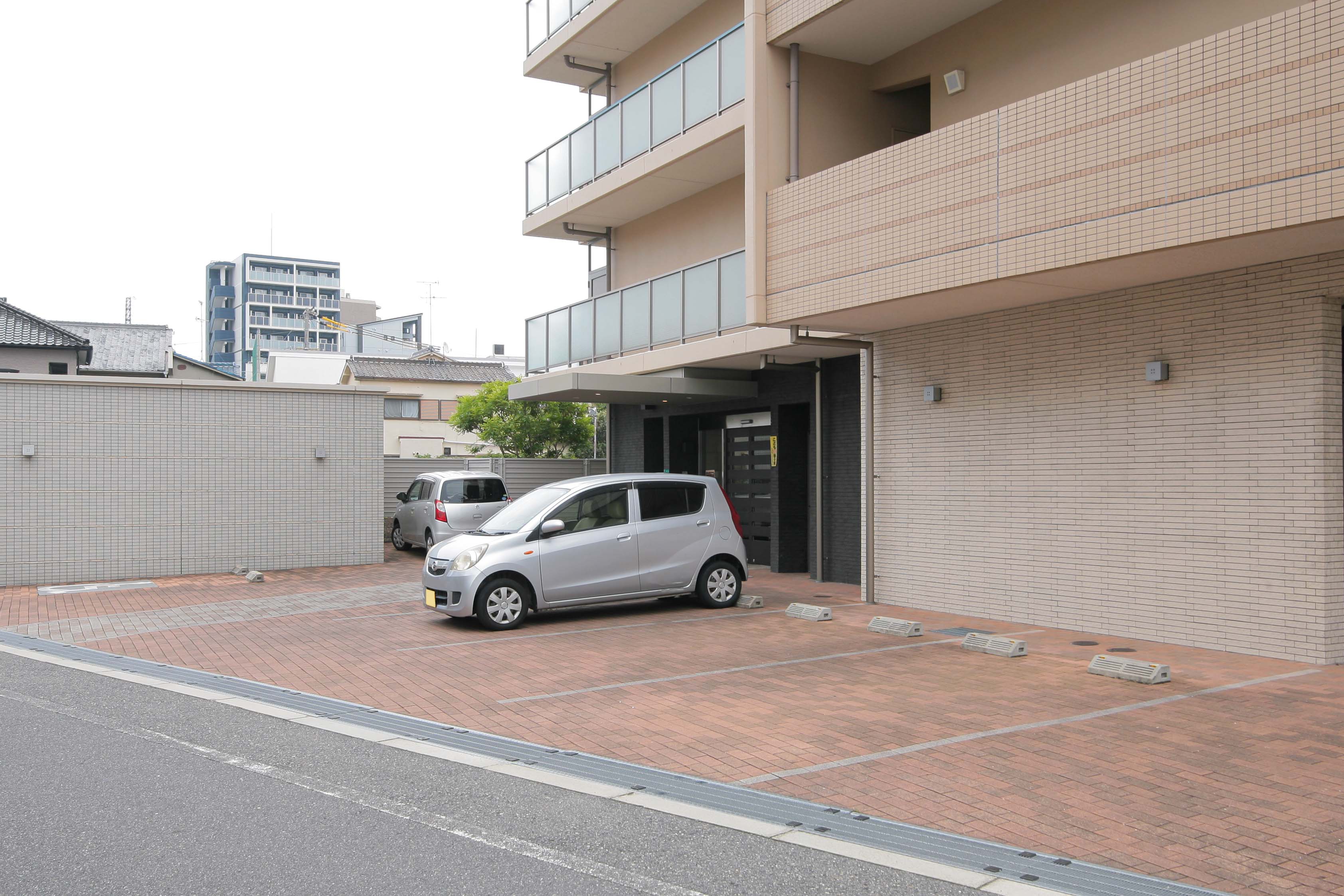 ソルケア西中島の駐車場完備