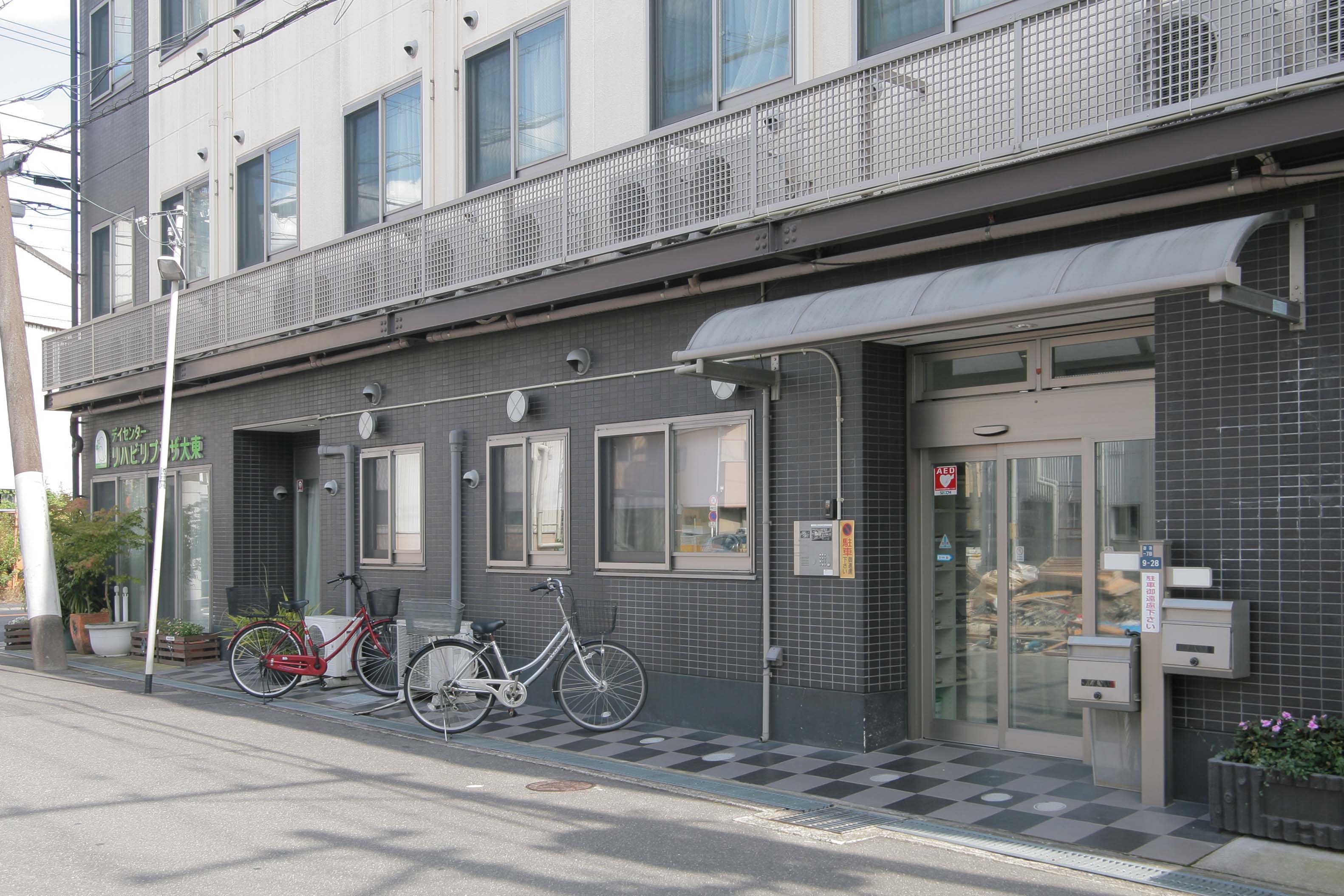 コンフォート大東の駐車場完備