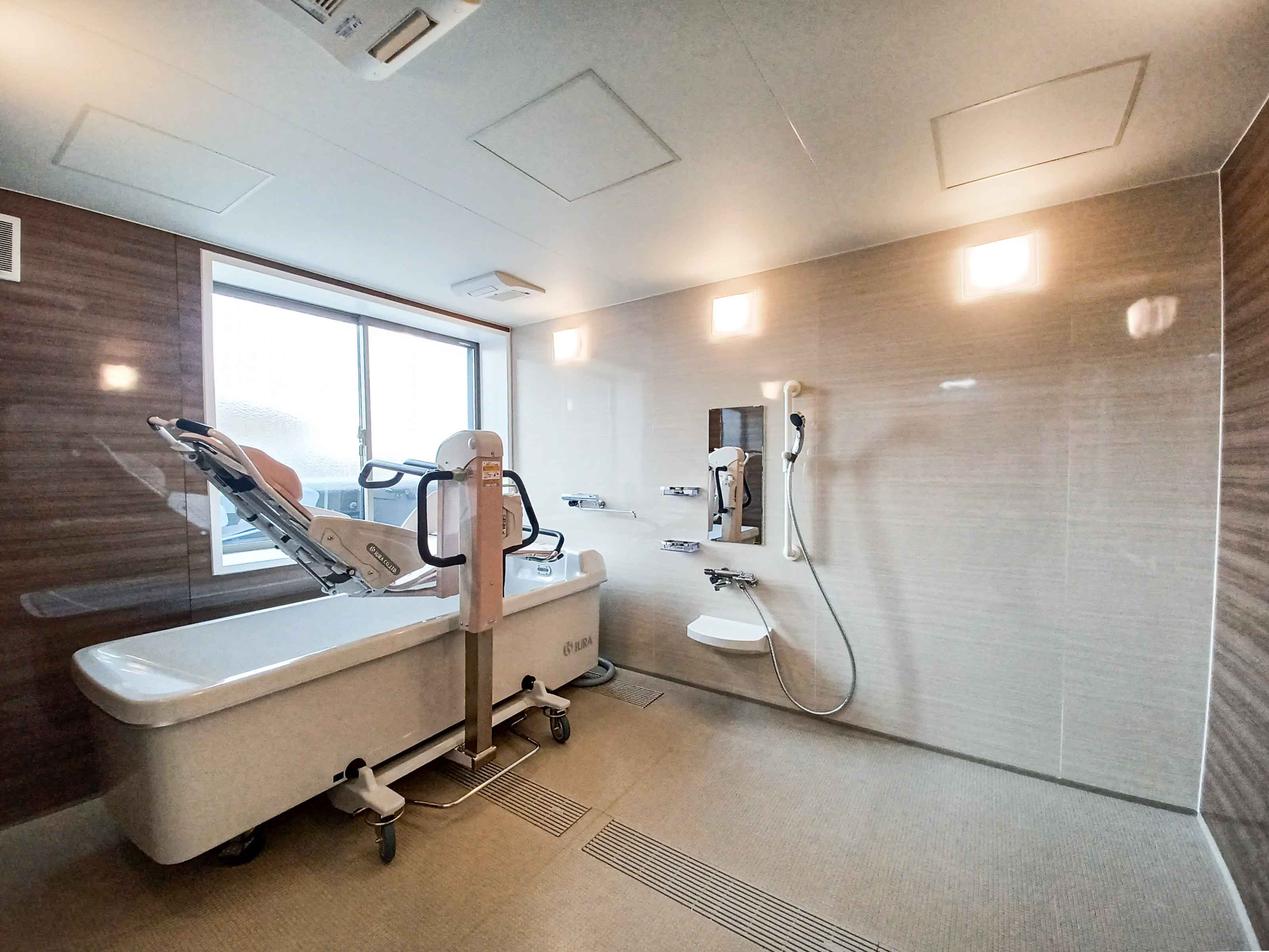 【動画あり】地域密着型 特別養護老人ホーム つかさ交野（2025年2月オープン）の駐車場完備