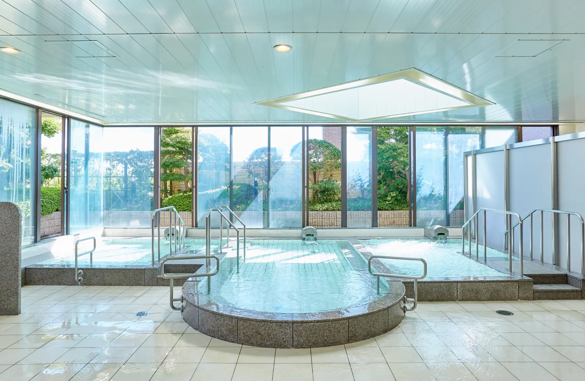 【動画あり】アクティブライフ箕面の駐車場完備