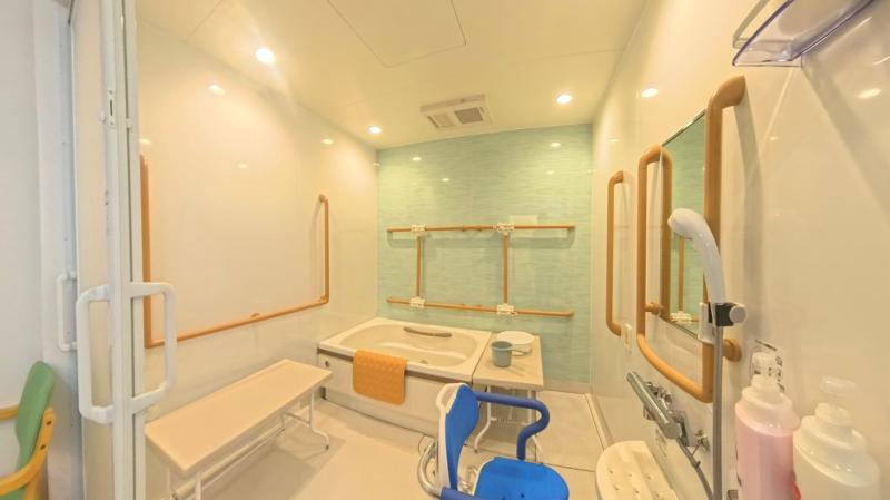 シャルール平野の駐車場完備