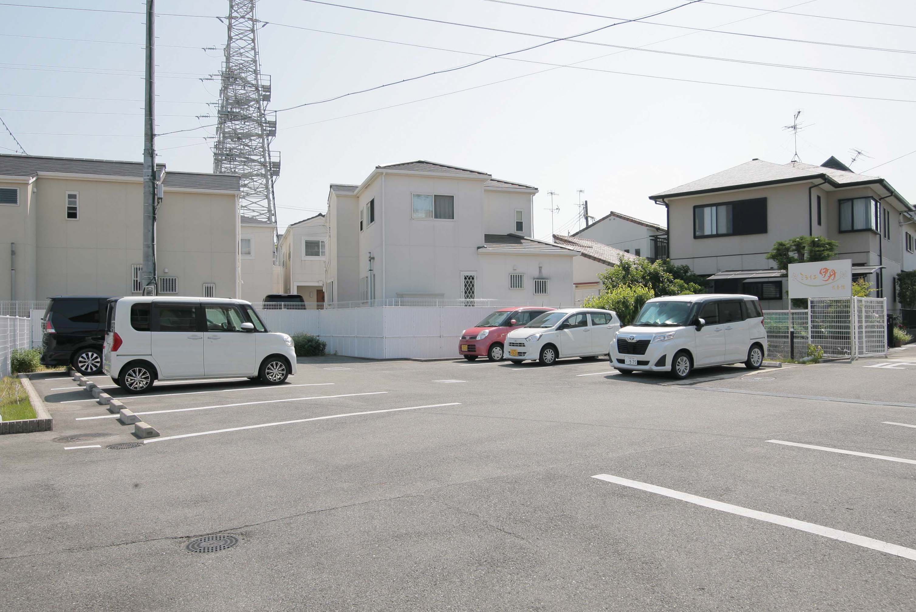 ミライエ伊丹弐番館の玄関