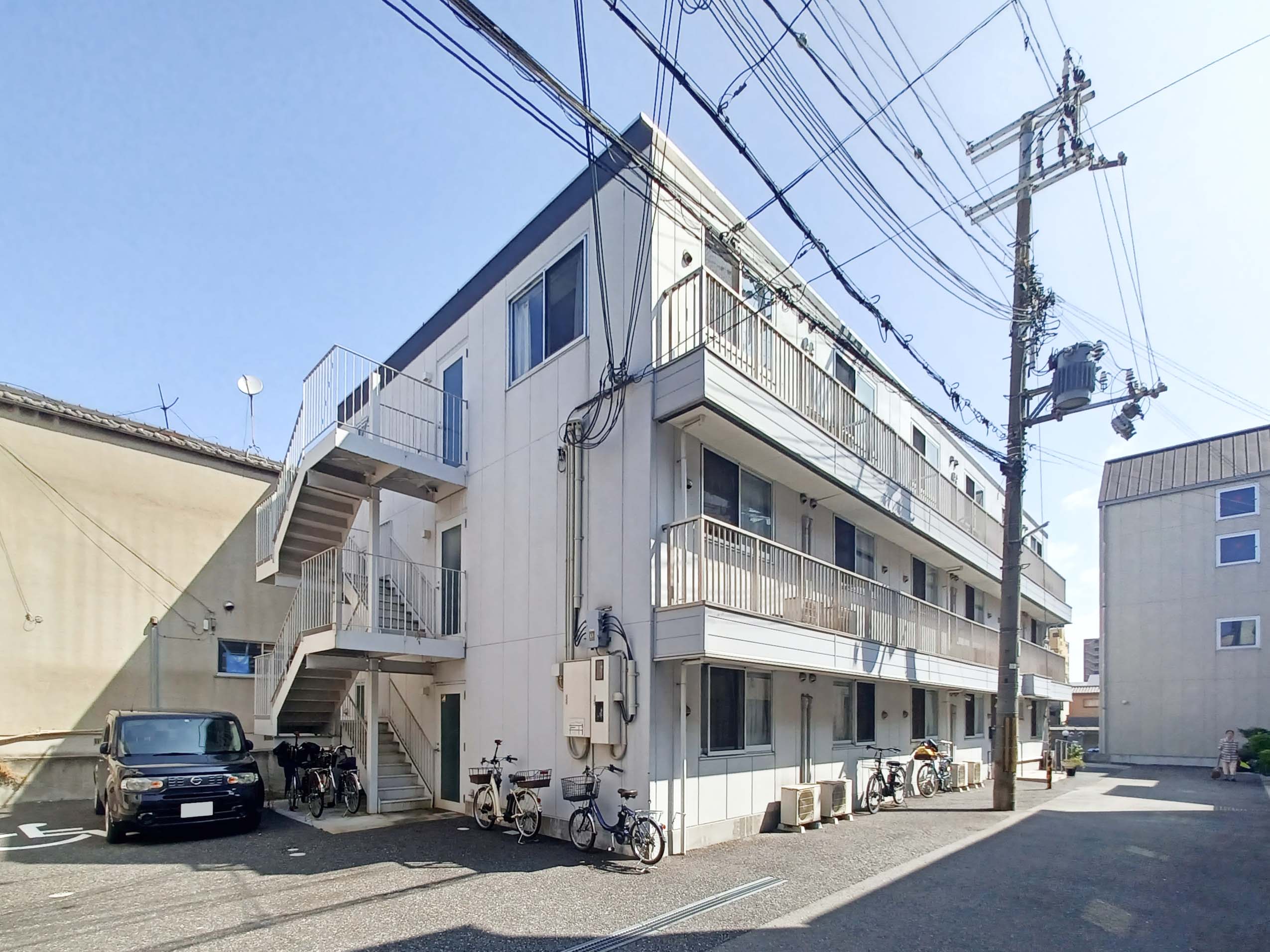 コミュニティホーム大正Ⅰの玄関