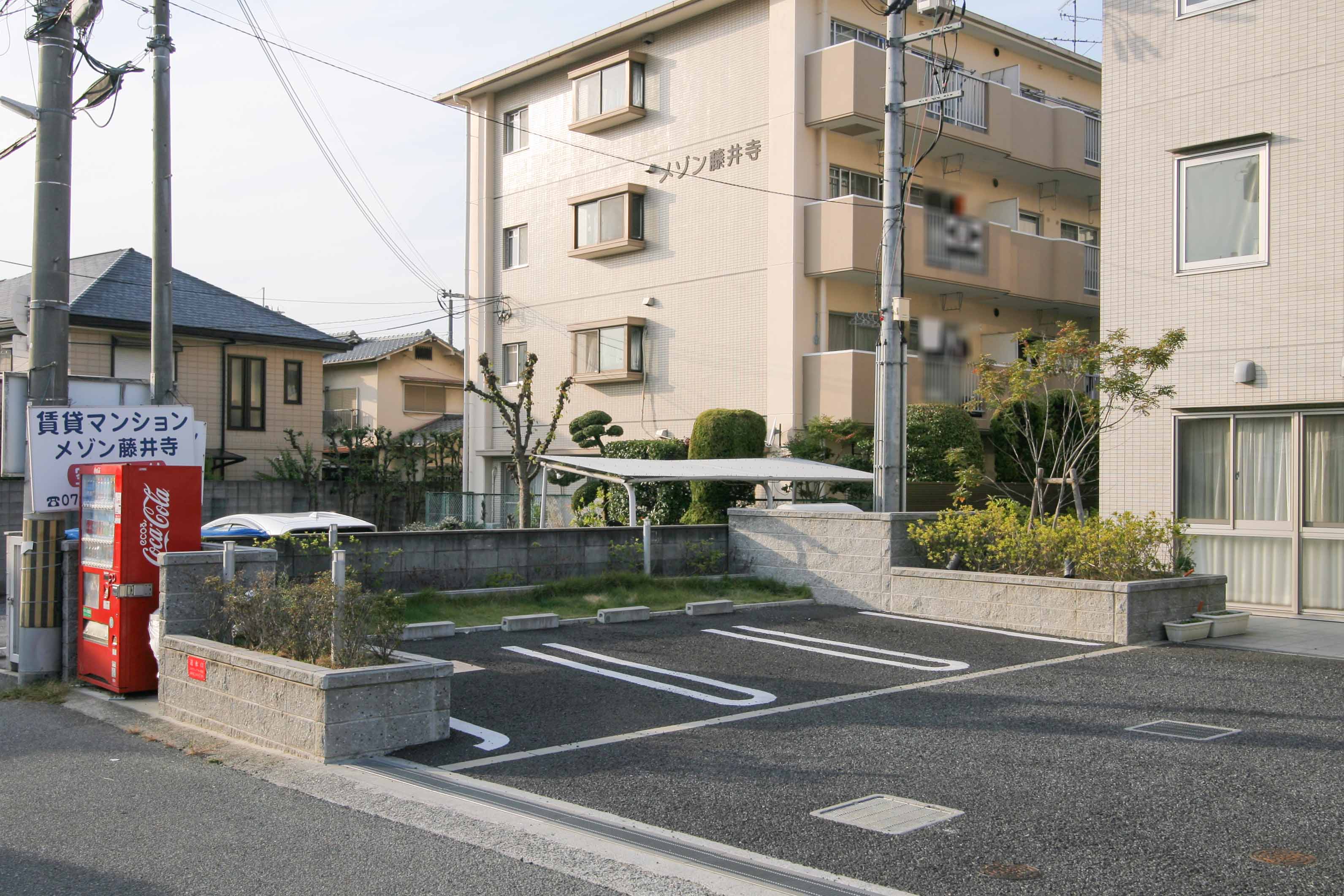ビーバープレイス恵美坂の玄関