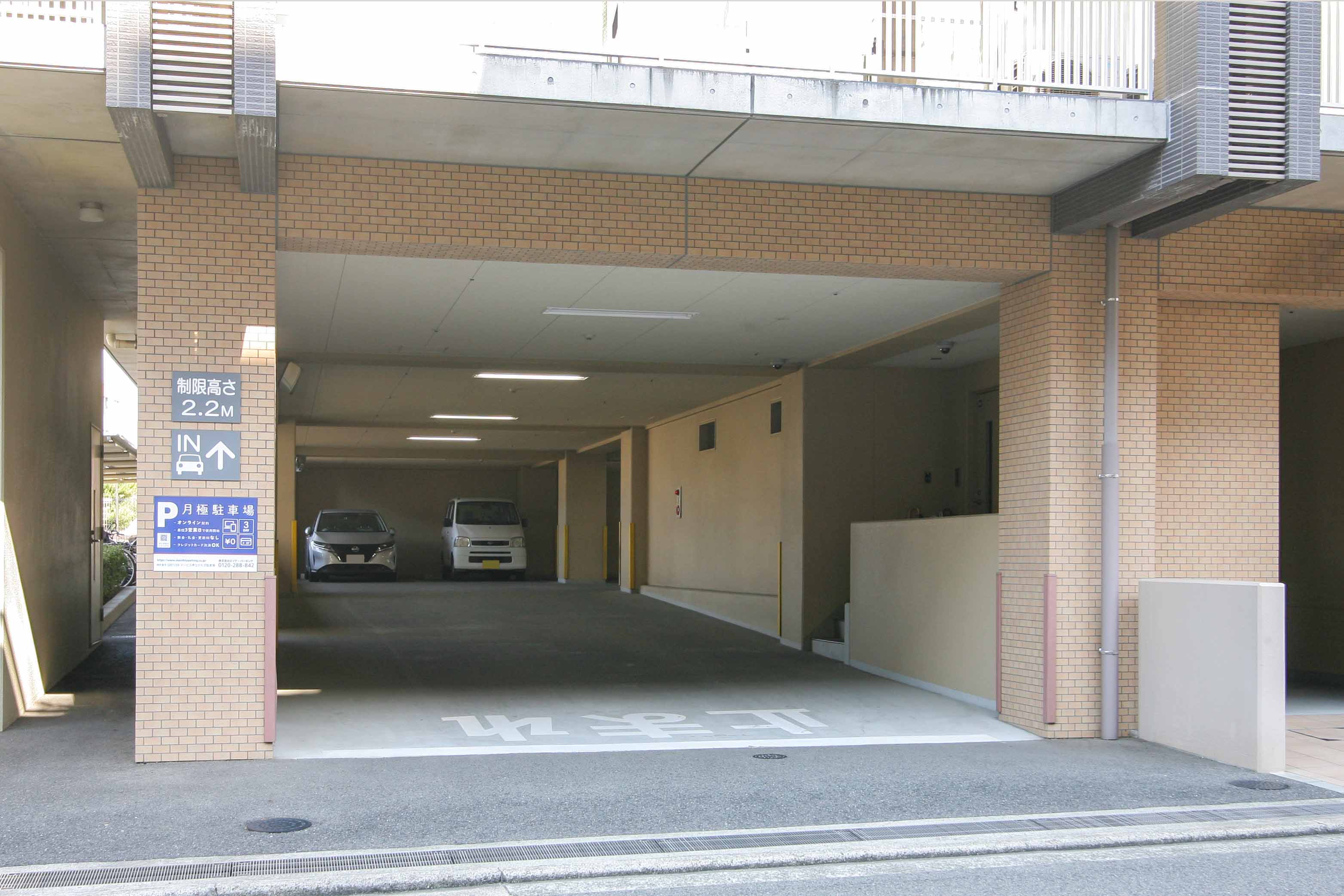ナービス堺なかもずの玄関
