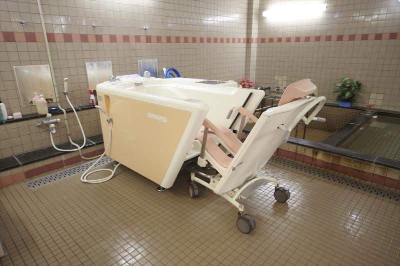 リハビリ特化型ナーシングホーム スーパー・コート南花屋敷の玄関