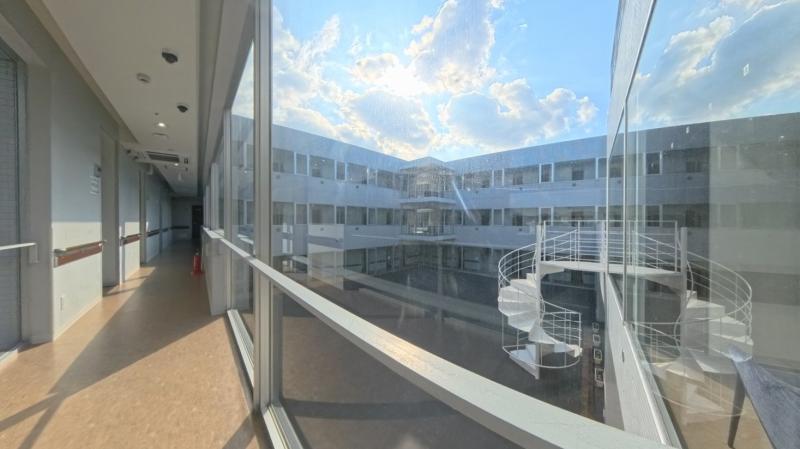 はっぴーらいふ奈良登美ヶ丘の玄関