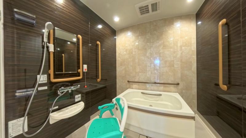 灯-あかり-の玄関