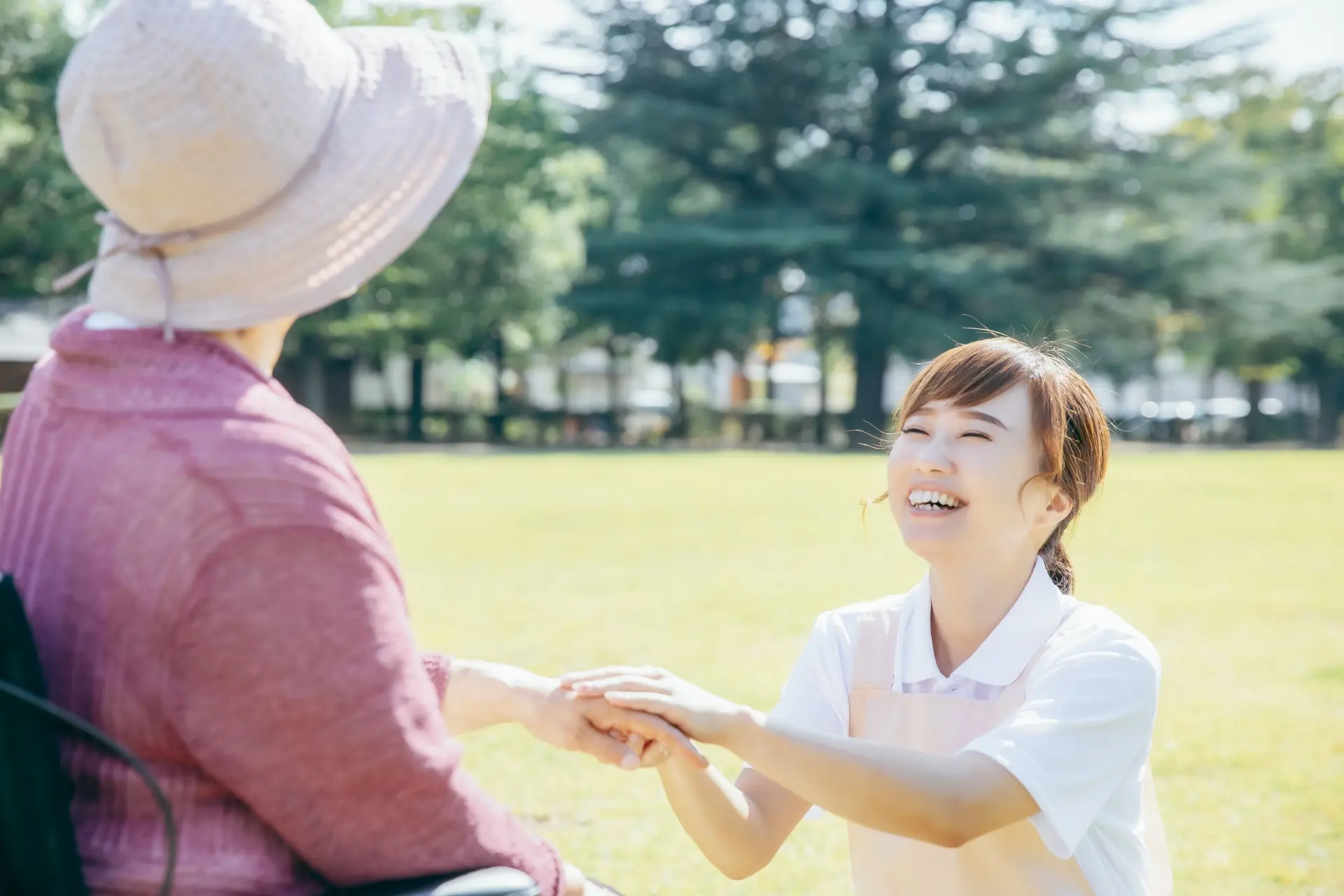 有料老人ホーム10種類の特徴や費用を一覧解説！違いや選び方とは