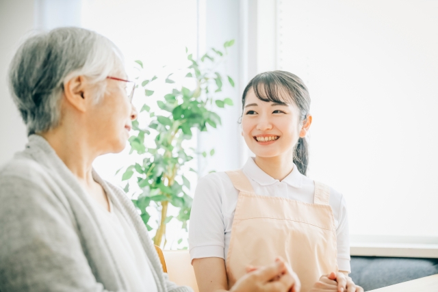 軽費老人ホームでかかる費用の目安と費用を抑えやすい3つの理由