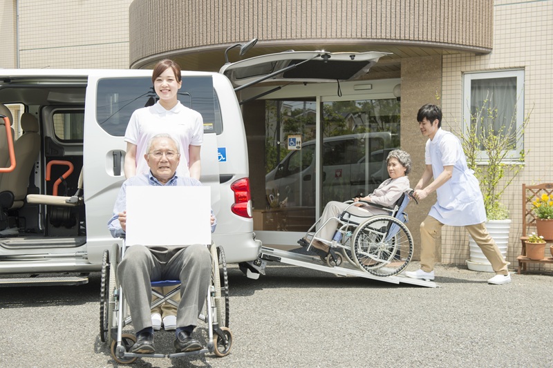 看護小規模多機能型居宅介護（看多機）とは？サービス内容や費用、メリット・デメリットをわかりやすく解説