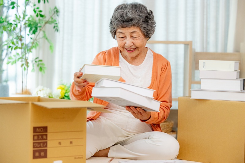 老人ホームの転居は可能？後悔しないための理由・探し方・注意点を解説