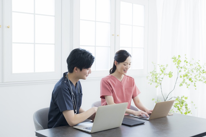 介護休業制度とは？介護休暇との違いや給付金の条件、申請方法をわかりやすく解説