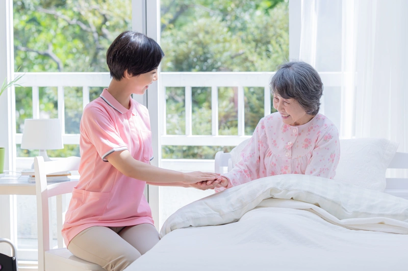 在宅介護の費用負担を軽減する4つの制度|医療費控除の計算方法や確定申告を解説