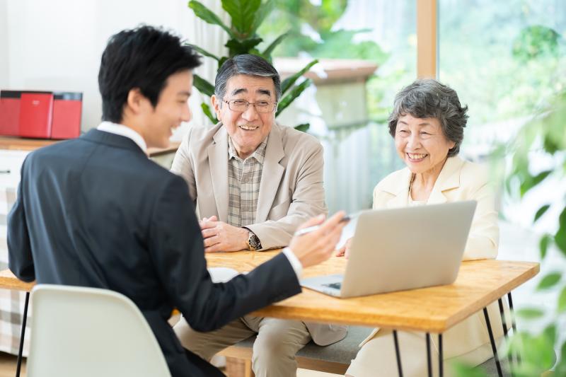 老人ホーム紹介センターとは？仕組みと選び方を徹底解説