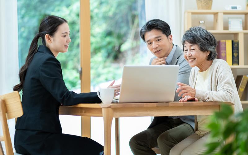 特定施設入居者生活介護とは？対象施設や費用・指定基準をわかりやすく解説