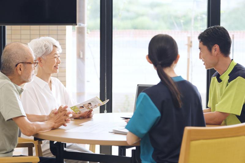 どの施設があう？親の老人ホーム・介護施設選び方ガイド