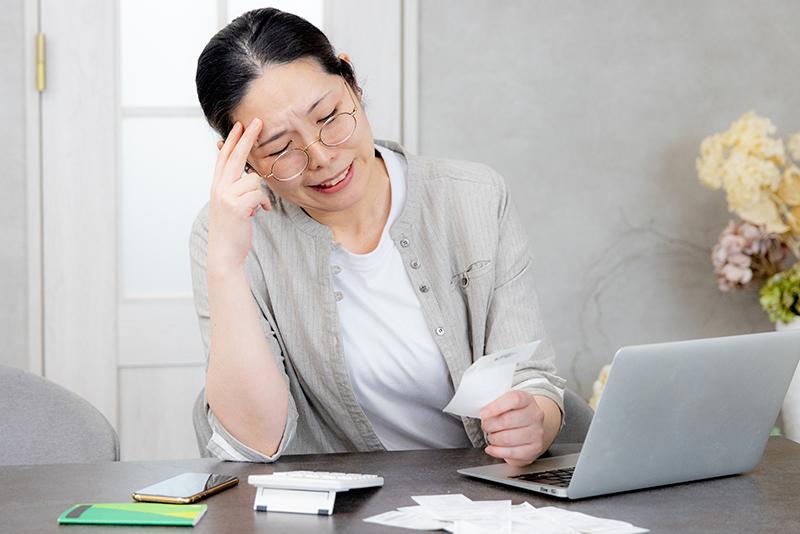 介護費用を親の年金だけでまかなえない場合の対策ガイド｜不足分は誰が負担するのか扶養義務や節約術を解説