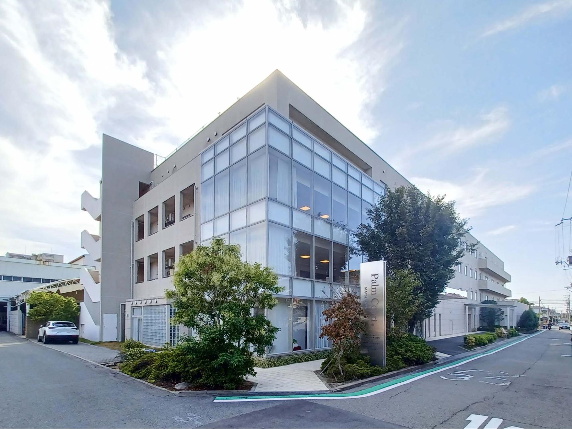 パームコートまつばら